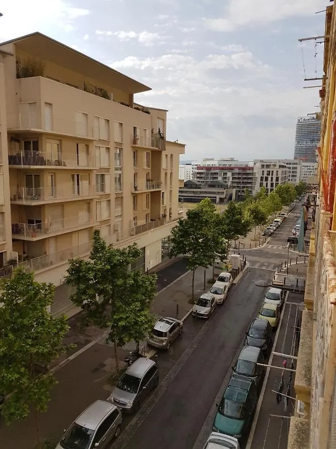 Magnifique Appartement 3 pièces Joliette Marseille PARKING PRIVATIF
