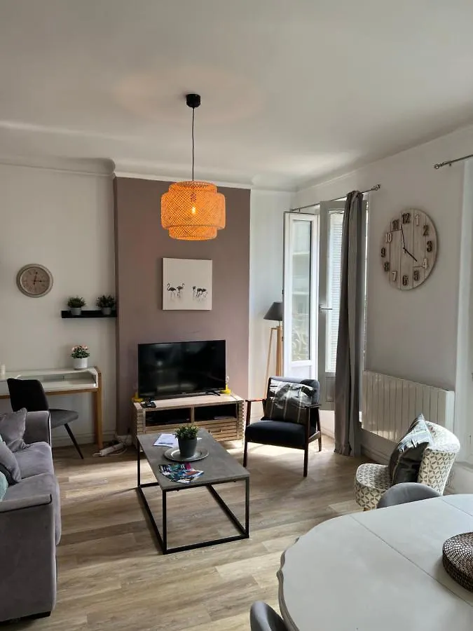 Magnifique Appartement 3 pièces Joliette Marseille PARKING PRIVATIF
